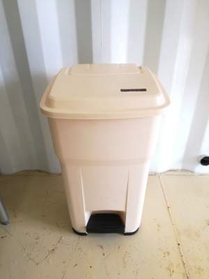 Foot pedal 55 L bin - Others on Aster Vender