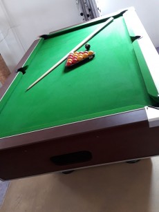 Aristocrat Pool Table - Billiards on Aster Vender