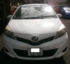 Toyota vitz  - Family Cars on Aster Vender