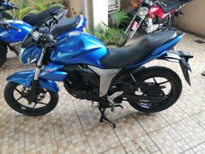 Suzuki Gixer 150cc - Sports Bike on Aster Vender