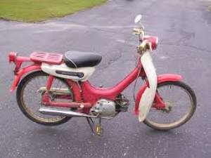 DEMANDE A ACHETER Mobylette - Scooters (upto 50cc) on Aster Vender