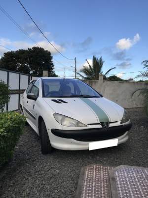 PEUGEOT - Family Cars on Aster Vender