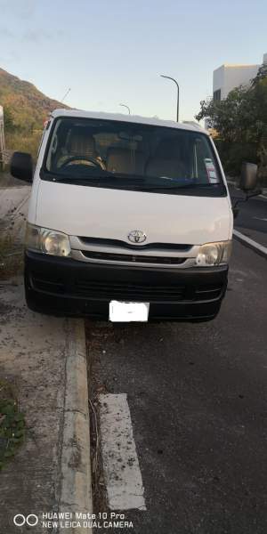 Toyota Hi ace  - Cargo Van (Delivery Van) on Aster Vender