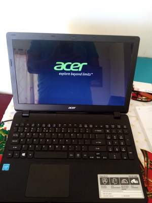 Laptop Acer Aspire Es 15 - Laptop on Aster Vender