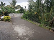 For sale a residential land of an extent of 10.50 perches  - House on Aster Vender