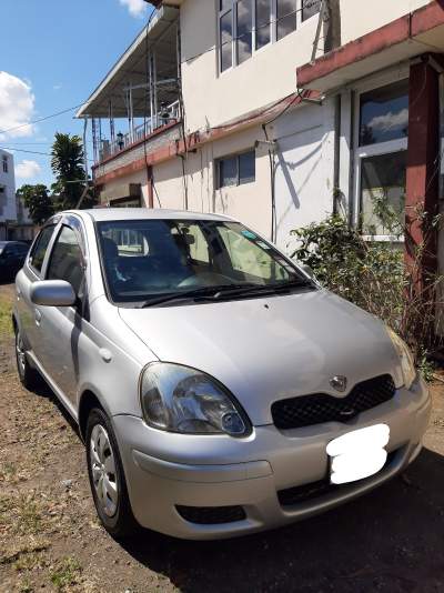 Toyota-Vitz-2005 - Family Cars on Aster Vender