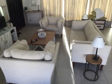 Vends 2 fauteuils + 1canapé  - Sofas couches on Aster Vender