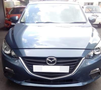 MAZDA 3 SKYACTIV  - Family Cars on Aster Vender