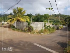  Residential Land  of  300 Toises  in Terre Rouge - Land on Aster Vender