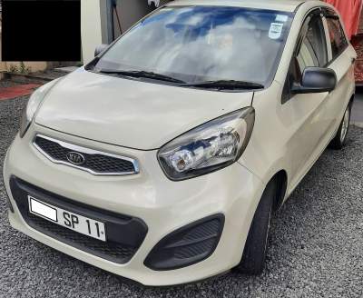 Kia Picanto - automatic/CD/USB/jante cosmique - Compact cars on Aster Vender