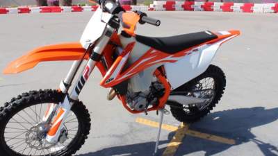  Motocross Enduro Motorcycle - Sports Bike on Aster Vender