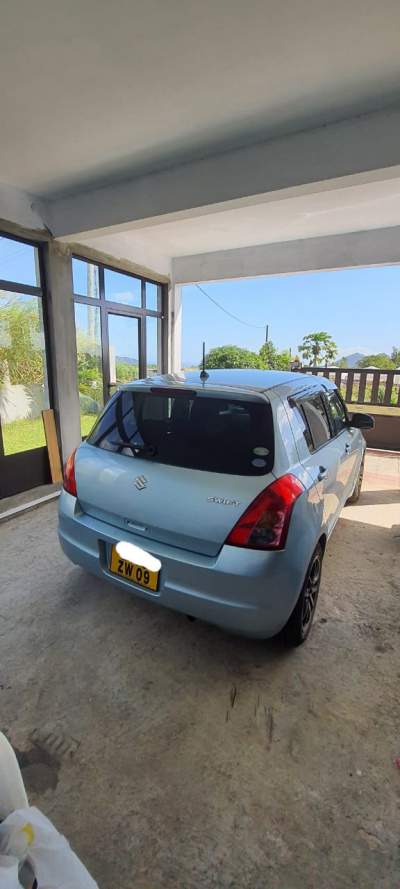 Suzuki Swift 2009 - Compact cars on Aster Vender