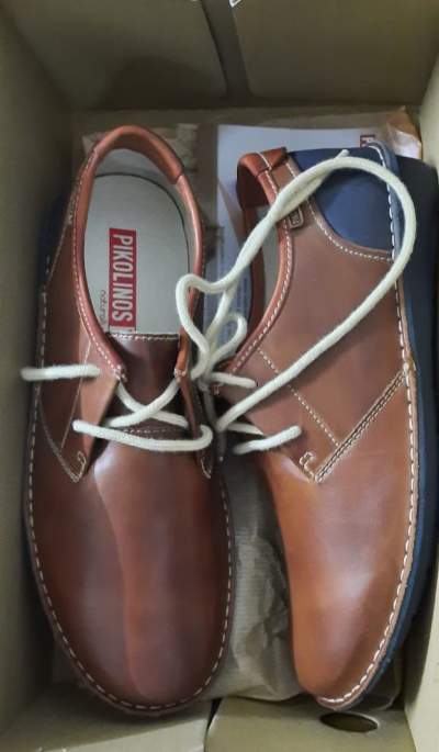 CHAUSSURES NEUVES EN CUIR PIKOLINOS - Classic shoes on Aster Vender