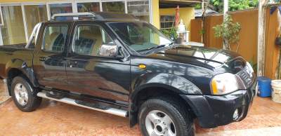 Nissan hardbody 4x4 - Pickup trucks (4x4 & 4x2) on Aster Vender