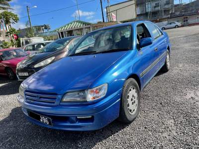 Toyota premio YR 96  - Family Cars on Aster Vender