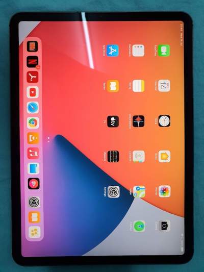 ipad pro 11 256gb WIFI + Cellular - Tablet on Aster Vender