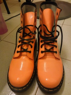 DR MARTENS ORIGINALS 1460 (SIZE 41 EU)  - Boots on Aster Vender