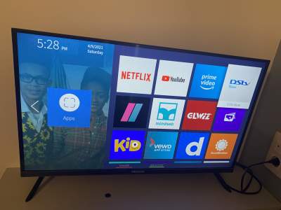 Hi-sense 32” smart tv  - All electronics products on Aster Vender