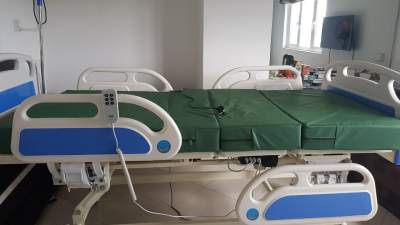 Electric hospital bed - Other Medical equipment on Aster Vender