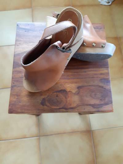 Sandalette avec talon en cuir marron claire size 38 - Women's shoes (ballet, etc) on Aster Vender