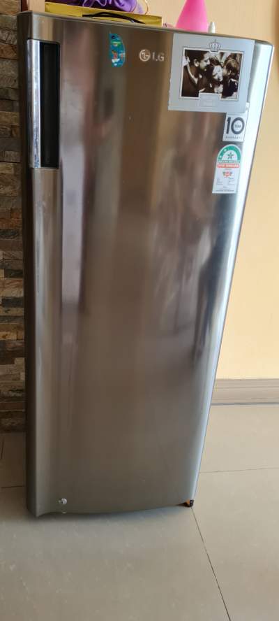 200 ltrs LG fridge - Kitchen appliances on Aster Vender