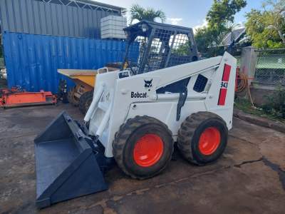 BOBCAT 943 FOR SAKE - Excavator & Loader on Aster Vender