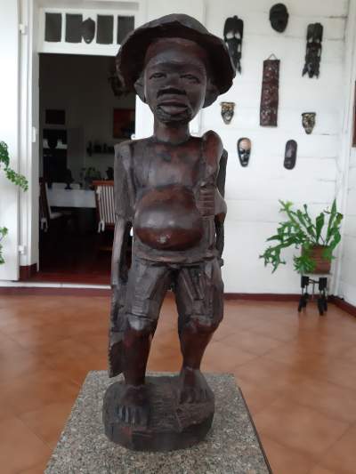 Statue africaine - Interior Decor on Aster Vender