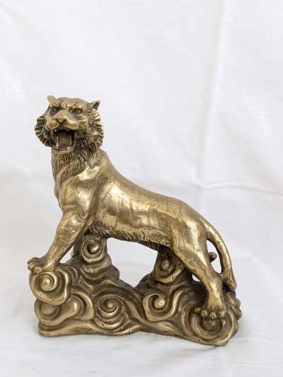 Lion en laiton - Brass lion - Old Sculptures on Aster Vender