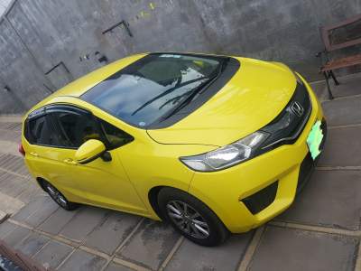 Honda Fit 2014 - Compact cars on Aster Vender