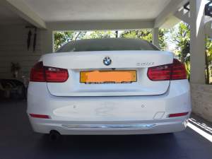 BMW320i (Luxury line) - Luxury Cars on Aster Vender