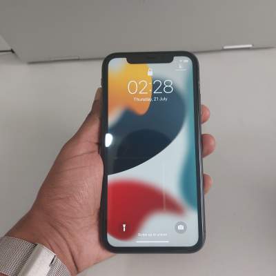 iPhone 11 64GB   - iPhones on Aster Vender