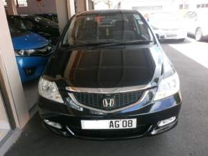 HONDA CITY  - Family Cars on Aster Vender