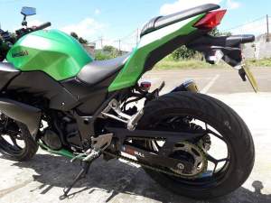 Kawasaki Z300 - Sports Bike on Aster Vender