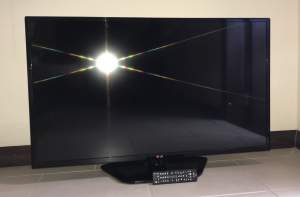 LG 42 inch Full HD TV  - All electronics products on Aster Vender