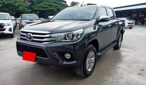 Toyota hilux 4x4 - Pickup trucks (4x4 & 4x2) on Aster Vender