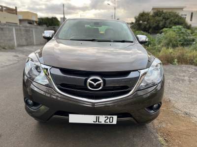 Mazda BT-50 - Pickup trucks (4x4 & 4x2) on Aster Vender