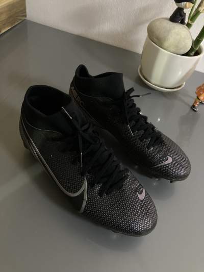 NIKE MERCURIAL SUPERFLY ( metal cleats ) - Football equipment on Aster Vender