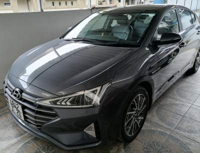 Hyundai Elantra GLS - Family Cars on Aster Vender