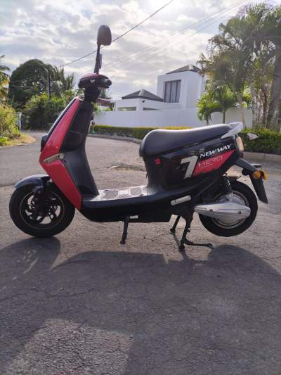 scooter - Electric Scooter on Aster Vender