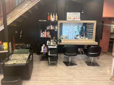 Hair salon station set- equipments, furniture & products - Other Hair Care Products