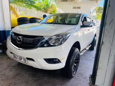 Mazda BT-50 - Pickup trucks (4x4 & 4x2) on Aster Vender