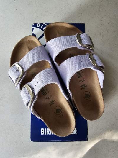 Woman Birkenstock 36 size - Sandals on Aster Vender