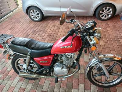 Suzuki GN 125 - Cruisers & Choppers on Aster Vender