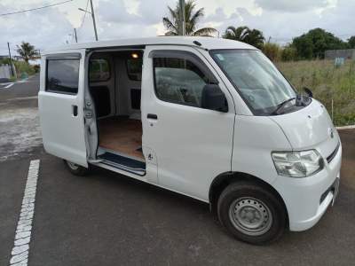 Totota Lite Ace - Cargo Van (Delivery Van)