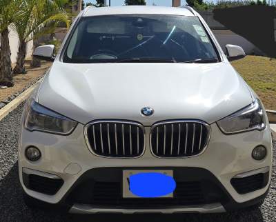 BMWX1 A VENDRE - SUV Cars