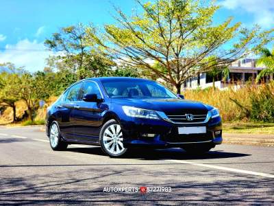 Honda Accord - Family Cars