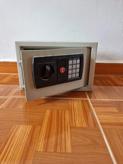 Selling safe boxes - I have 4. Each is Rs 1500 - All household appliances