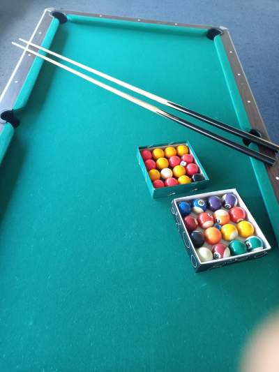 POOL TABLE - Billiards on Aster Vender