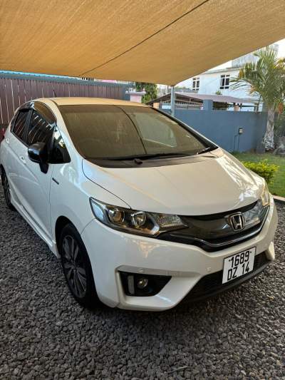 Honda fit Rs-2014 - Compact cars on Aster Vender