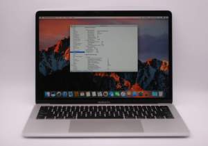 Apple Macbook Pro - Laptop on Aster Vender